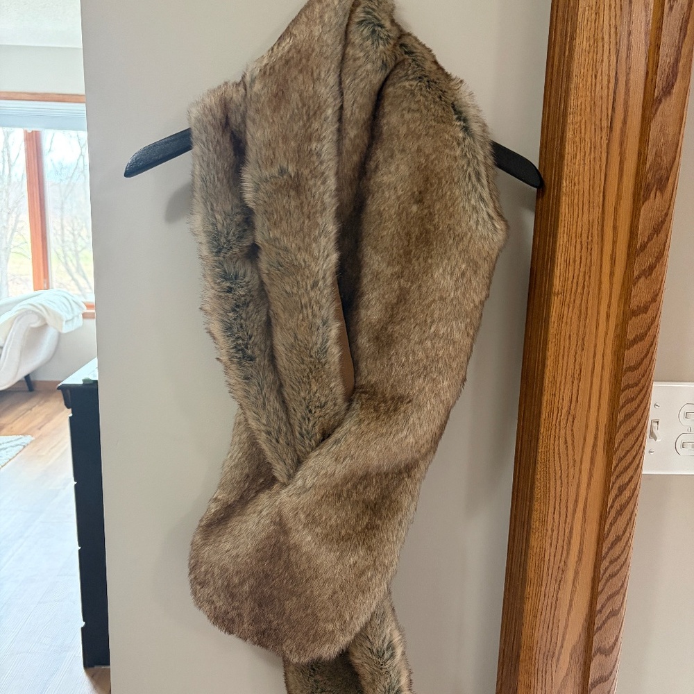 Pull-Through Faux-Fur Shoulder Wrap